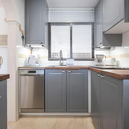Aurora By Interhome * Торремолинос